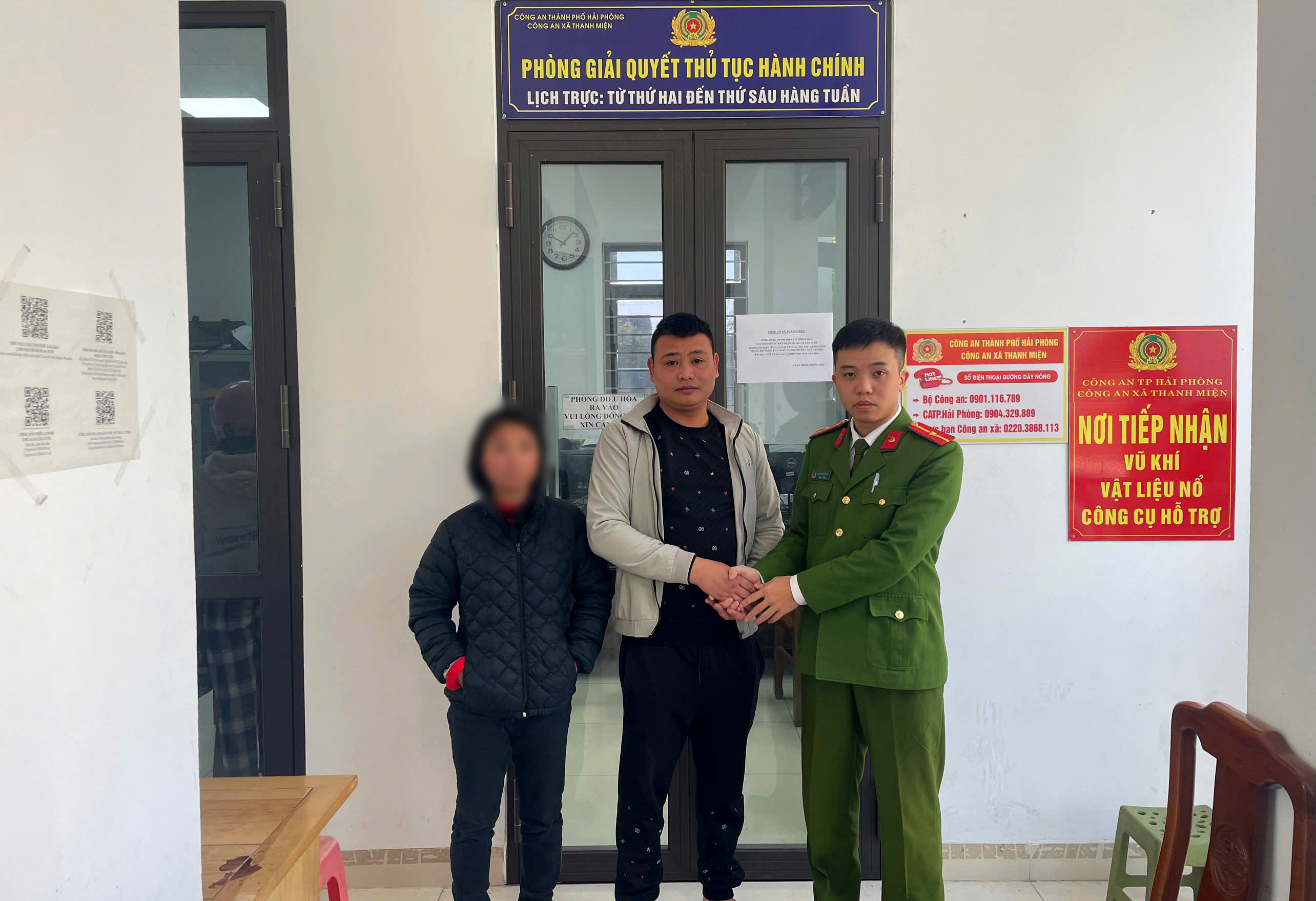 Công an xã Thanh Miện giúp đỡ công dân đi lạc trở về gia đình